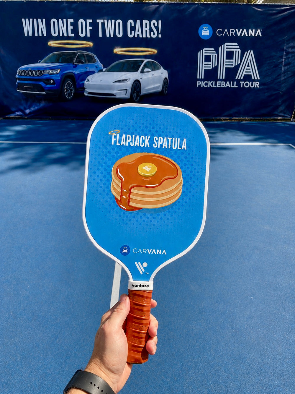 Custom Carvana pickleball paddle made by Vantaze for a corporate brand collaboration